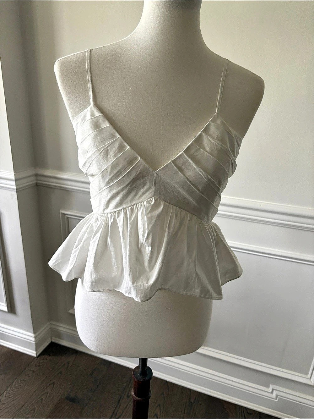 BCBGMAXAZRIA Peplum Cami Top White XS NWT